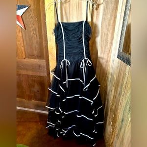 DJ-Jaz black and white dress size 12